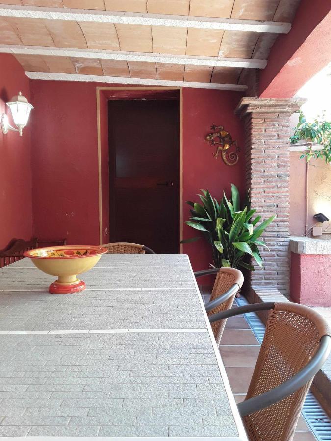 Viviendas Turísticas Los Arrayanes en el centro y con encanto Ronda Exterior foto
